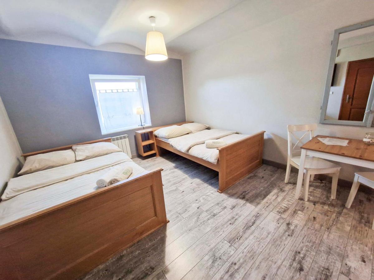 Zielona Przystan Manasterz Exterior foto